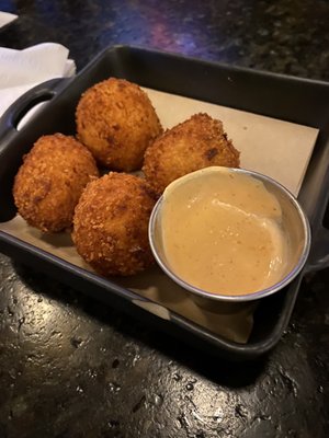 Ridgeville Tavern by null