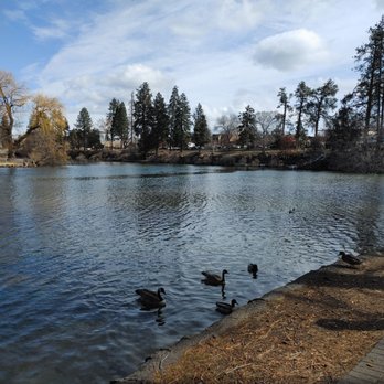 Drake Park and Mirror Pond - Parks Near Me - Bend, Oregon Drake Park and Mirror Pond - Parks Near Me - Bend, Oregon