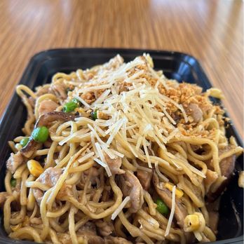 Noodle World Jr - 24. Garlic Noodles - Asian Fusion Near Me - Los Angeles, California