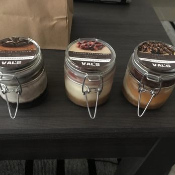 Val's Cheesecakes - Desserts Near Me - Dallas, Texas