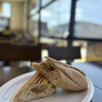 Calf & Chick - Chicken garlic Sandwich - Breakfast & Brunch Near Me - Torrance, California