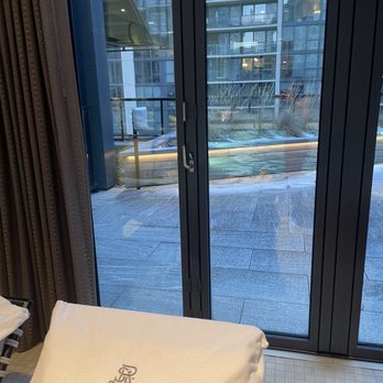 The St. Regis Chicago - Hotels Near Me - Chicago, Illinois