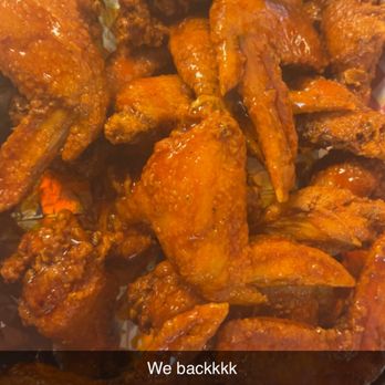 Nelsons kitchen - a basket of chicken wings - Tacos Near Me - Wichita, Kansas
