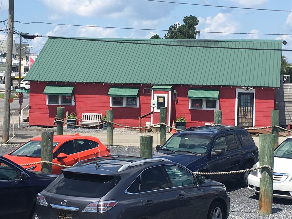 THE BAYVIEW TAVERN 17 Photos & 13 Reviews 165 Hubbard Ave, Bowers