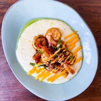 Common Restaurant  - Shrimp & Grits - Cocktail Bars Near Me - Savannah, Georgia
