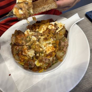 Broken Yolk Cafe - Meat Lover's Skillet - Breakfast & Brunch Near Me - Chandler, Arizona Broken Yolk Cafe - Meat Lover's Skillet - Breakfast & Brunch Near Me - Chandler, Arizona