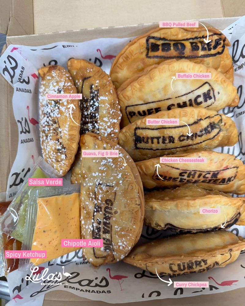 Lula's Empanadas Logo
