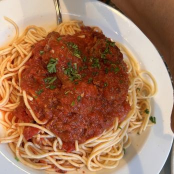 De Luca's Restaurant - Spaghetti with meat sauce, and meatballs - Italian Near Me - Whittier, California De Luca's Restaurant - Spaghetti with meat sauce, and meatballs - Italian Near Me - Whittier, California