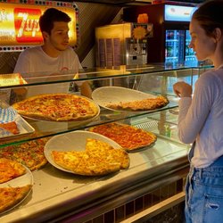 Gentile Pizza Parlour - Gentile Pizza!