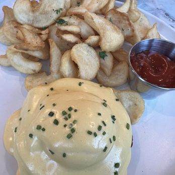 Middle Child - Chesapeake Benedict - Breakfast & Brunch Near Me - Las Vegas, Nevada Middle Child - Chesapeake Benedict - Breakfast & Brunch Near Me - Las Vegas, Nevada