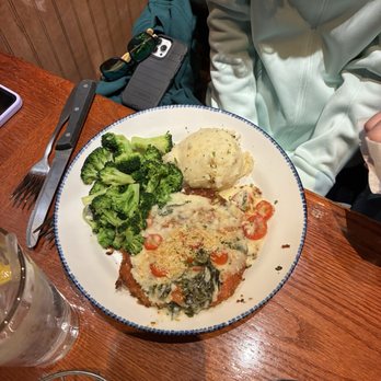 Red Lobster - Seafood Near Me - Traverse City, Michigan Red Lobster - Seafood Near Me - Traverse City, Michigan