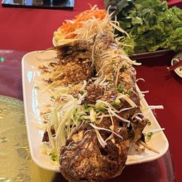 Whole catfish: excellent. Whole catfish: excellent.