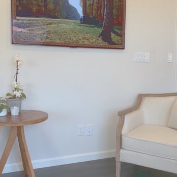 Universal Mounting Services - Perfectly mounted LG OLED Gallery TV - TV Mounting Near Me