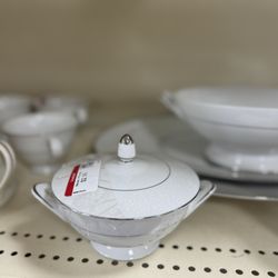 Goodwill Retail Store & Donation Center - Bric a brac