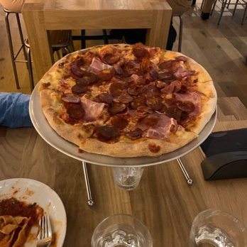 Delarosa Bishop Ranch - Hot salami pizza! - Pizza Near Me - San Ramon, California