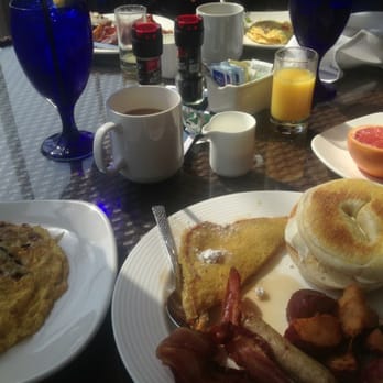Harbourside Bar & Grill - Brunch mix - New American Near Me - Captiva, Florida Harbourside Bar & Grill - Brunch mix - New American Near Me - Captiva, Florida