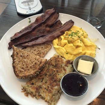 Maplewood Kitchen and Bar - Eggs Your Way - Breakfast & Brunch Near Me - Cincinnati, Ohio