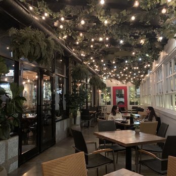 Nonnina - Outdoor- Indoor Dining Area - Italian Near Me - Chicago, Illinois