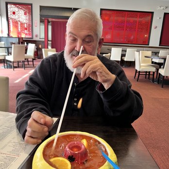 Gourmet Garden - Scorpion bowl with super long straws ! - Sushi Bars Near Me - Wareham, Massachusetts