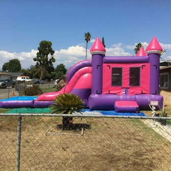 I E Jumpers - Our Pink and Purple Combo unit was a last minute rental in Chino. - Bounce House Rentals Near Me