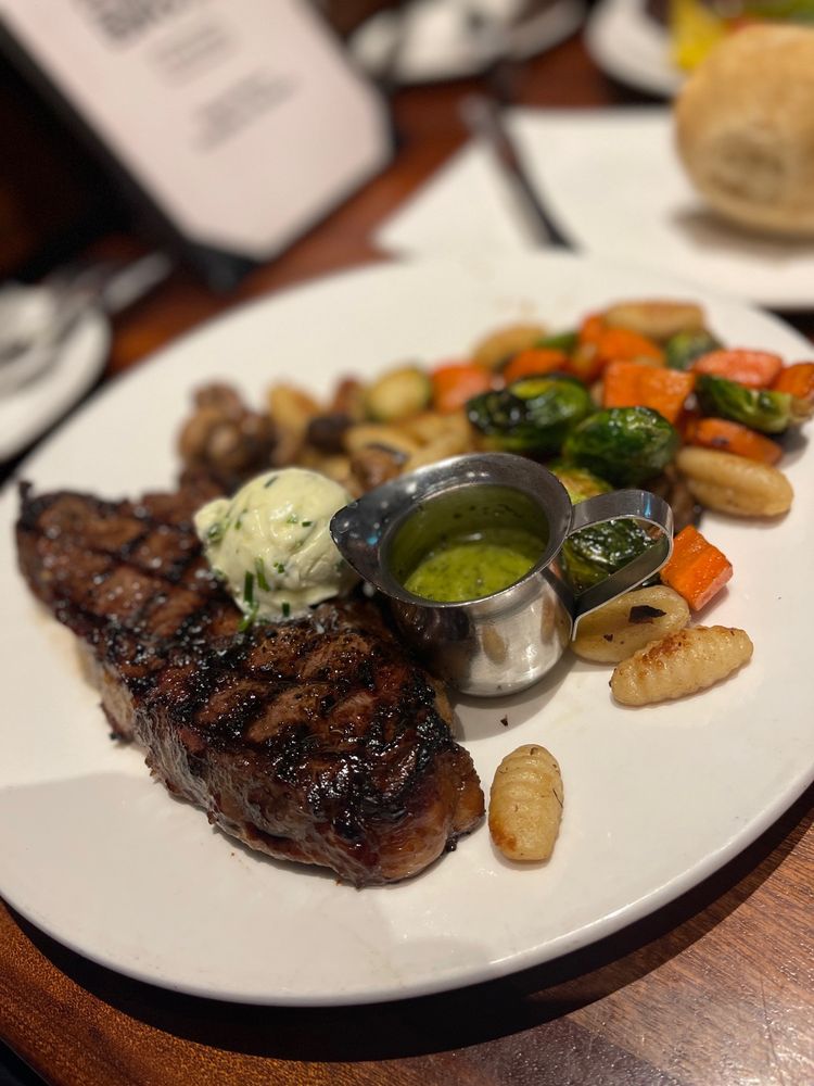 The Keg Steakhouse + Bar Gilbert, Gilbert Roadtrippers