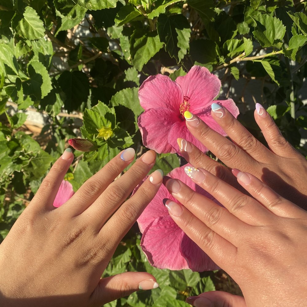 Diamond Nails - Nails by Kristen Le - Nail Salons Near Me - Honolulu, Hawaii Diamond Nails - Nails by Kristen Le - Nail Salons Near Me - Honolulu, Hawaii