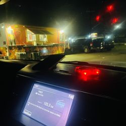 Las Gringas Taqueria - Te dan un beeper con luces para avisar que está tu orden