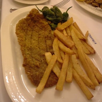 Cazorla - Escalope con patatas - Spanish Near Me - Madrid, M
