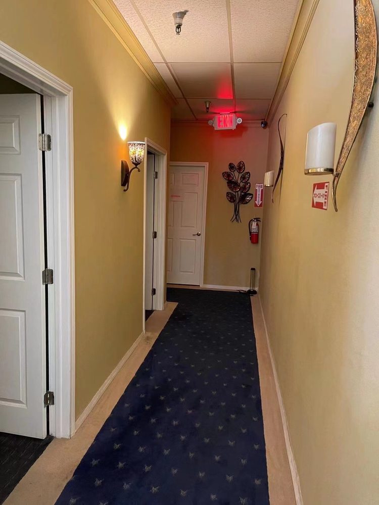 Bloom Spa, Tustin Roadtrippers