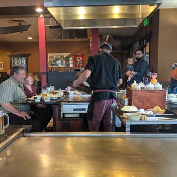 Fu-Ki Teppan Steak House - a group of people eating - Japanese Near Me - Post Falls, Idaho