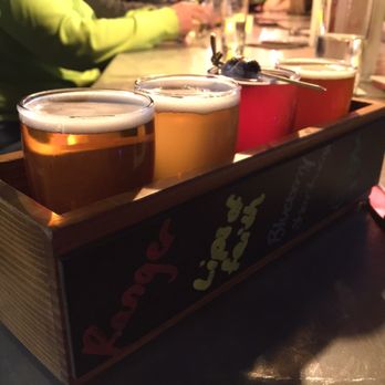 Fork & Fire - another great flight night - New American Near Me - Farmington, Connecticut