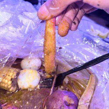 Fat Crab - Snow Crab - Cajun/Creole Near Me - Houston, Texas