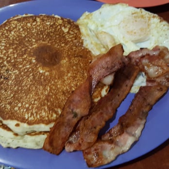 Squeeze In - I saved some Whites in the most Incredible Bacon I've ever eaten for some Donners - Breakfast & Brunch Near Me - Truckee, California Squeeze In - I saved some Whites in the most Incredible Bacon I've ever eaten for some Donners - Breakfast & Brunch Near Me - Truckee, California