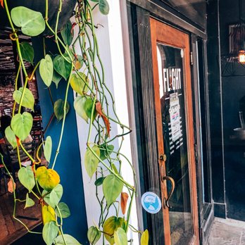 Breakaway Cafe - Front door - Cafes Near Me - Dover, New Hampshire