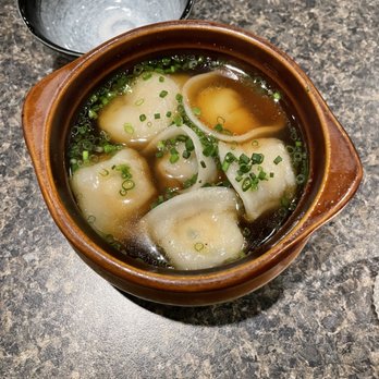 Zitz Sum - Wonton in brodo - Asian Fusion Near Me - Coral Gables, Florida Zitz Sum - Wonton in brodo - Asian Fusion Near Me - Coral Gables, Florida