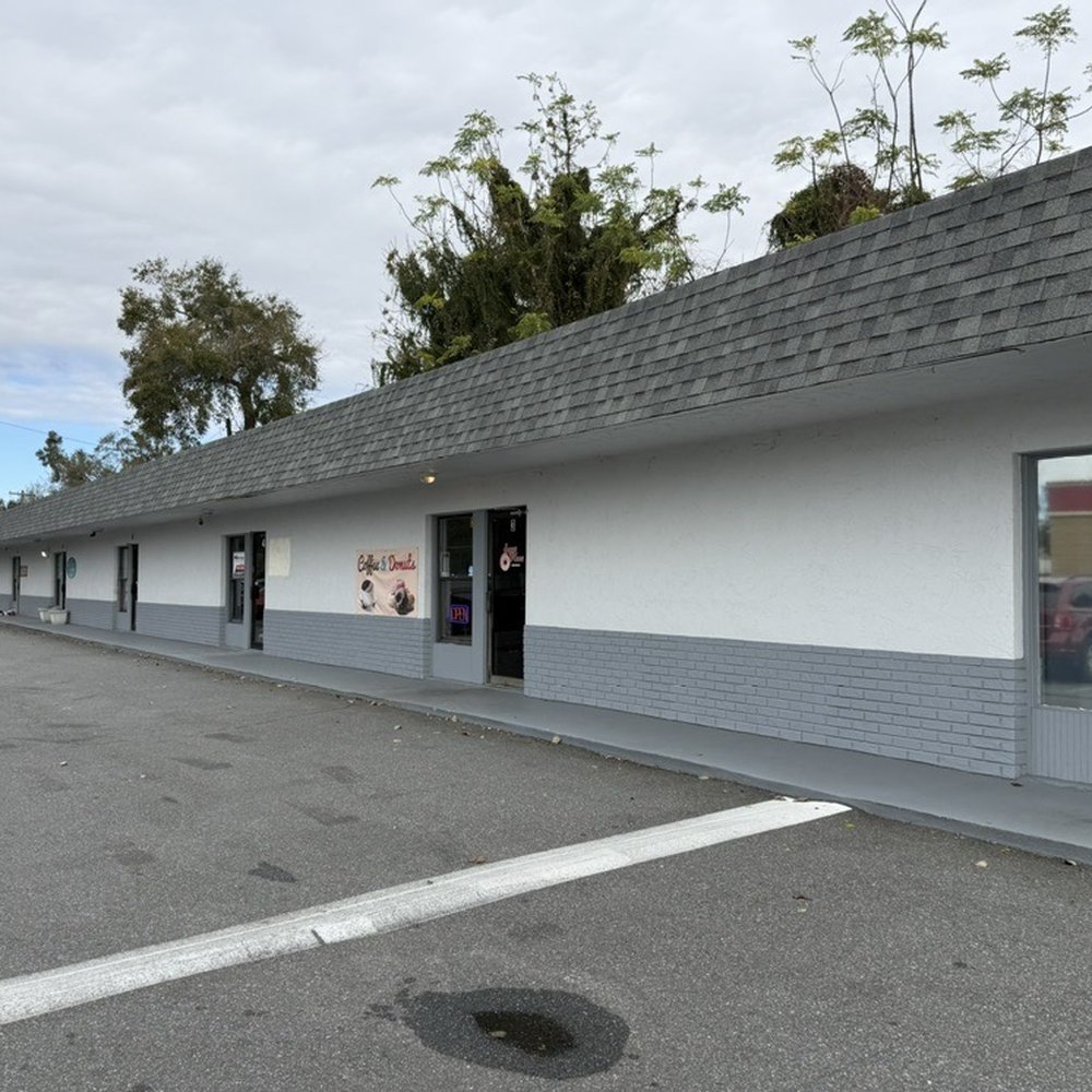Sugar Moon Kingdom - Exterior - Bakeries Near Me - Ocala, Florida Sugar Moon Kingdom - Exterior - Bakeries Near Me - Ocala, Florida