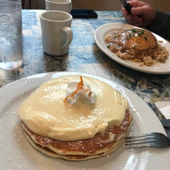 Moke's Bread & Breakfast - Breakfast & Brunch Near Me - Kailua, Hawaii