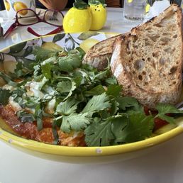 Shakshuka scramble Shakshuka scramble