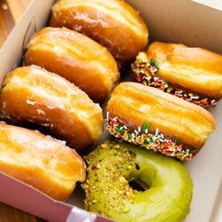 Chuck's Donuts - Assorted raised donuts
