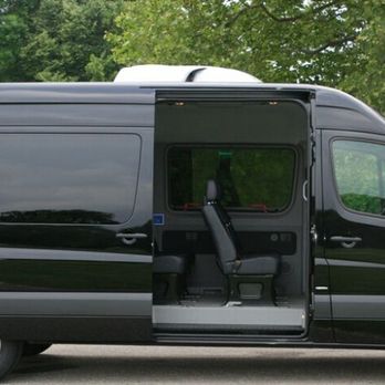 First Class Limousine Service - Limos Near Me - Dallas, Texas First Class Limousine Service - Limos Near Me - Dallas, Texas