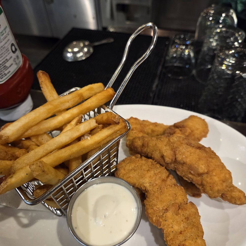 Mill Street Brewery - Chicken tenders - British Near Me - Mississauga, Ontario Mill Street Brewery - Chicken tenders - British Near Me - Mississauga, Ontario