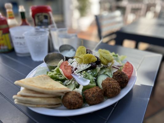 Spiro's Mediterranean Cuisine by null