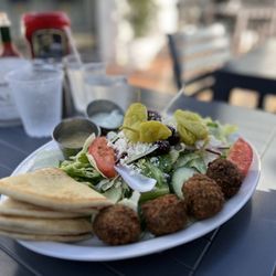 Spiro's Mediterranean Cuisine - Falafel Platter