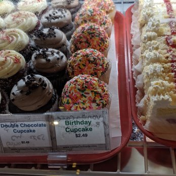 Lyman Orchards - Many desserts - Fruits & Veggies Near Me - Middlefield, Connecticut Lyman Orchards - Many desserts - Fruits & Veggies Near Me - Middlefield, Connecticut
