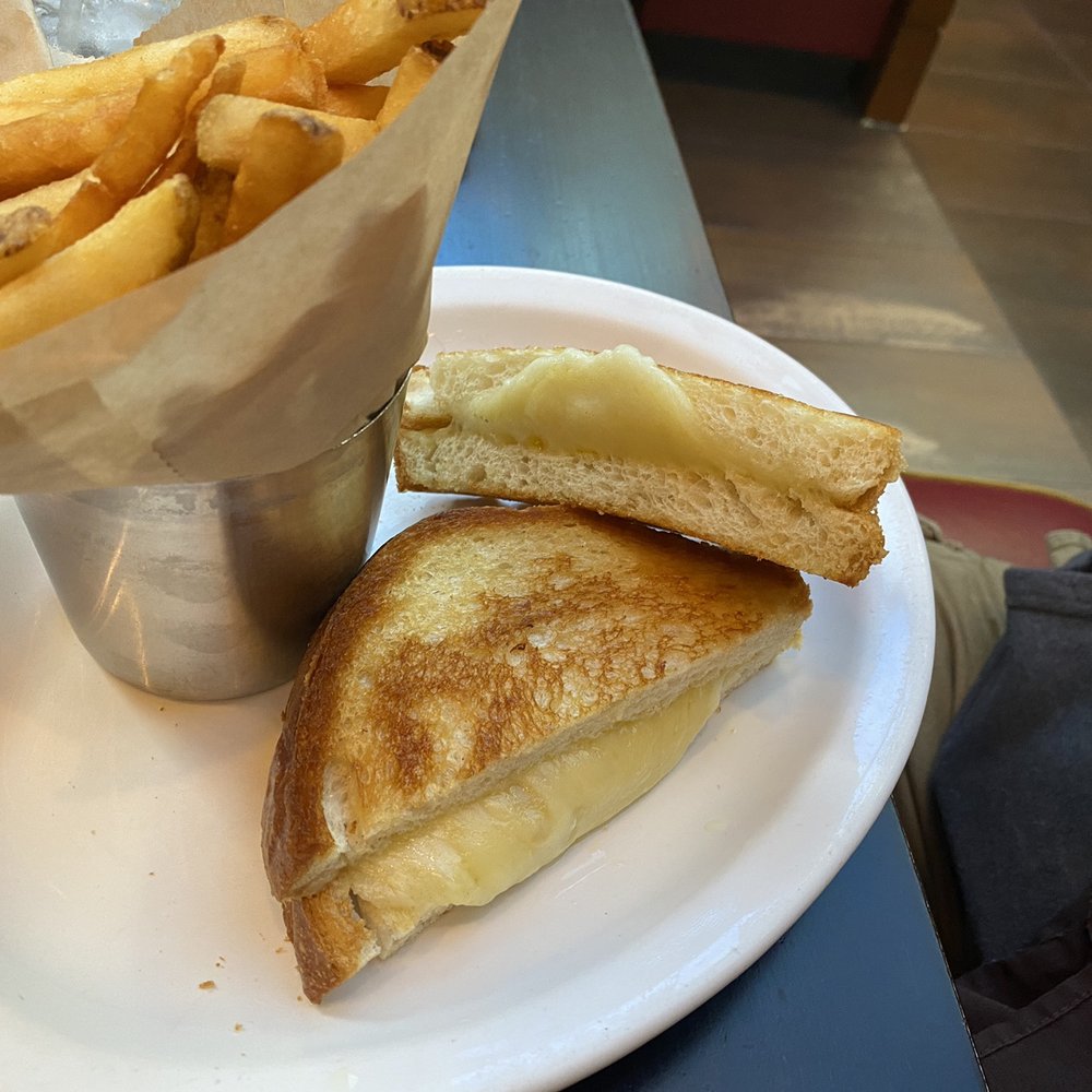 City Limits Diner - 3 cheese grilled cheese with fries - Diners Near Me - White Plains, New York City Limits Diner - 3 cheese grilled cheese with fries - Diners Near Me - White Plains, New York