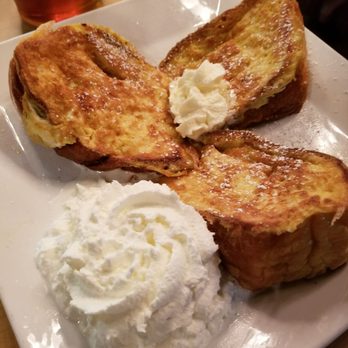 Liliha Bakery - French Toast - Bakeries Near Me - Honolulu, Hawaii