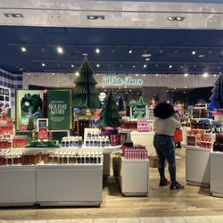 Bath & Body Works