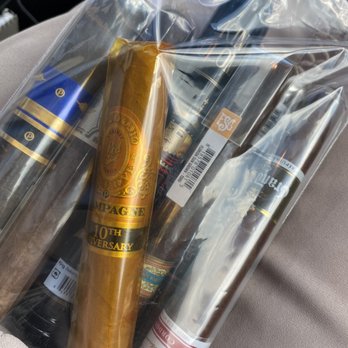 Tobacco Palace - the contents of a pack of cigars - Tobacco Shops Near Me - Brunswick, Georgia
