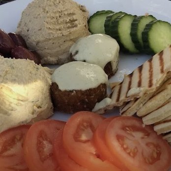 Aqus Cafe - Hummus plate - Coffee & Tea Near Me - Petaluma, California