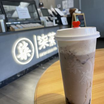 Seven Bubble Tea - Taro cheese foam tea, less ice, 75% sugar. - Bubble Tea Near Me - Daytona Beach, Florida